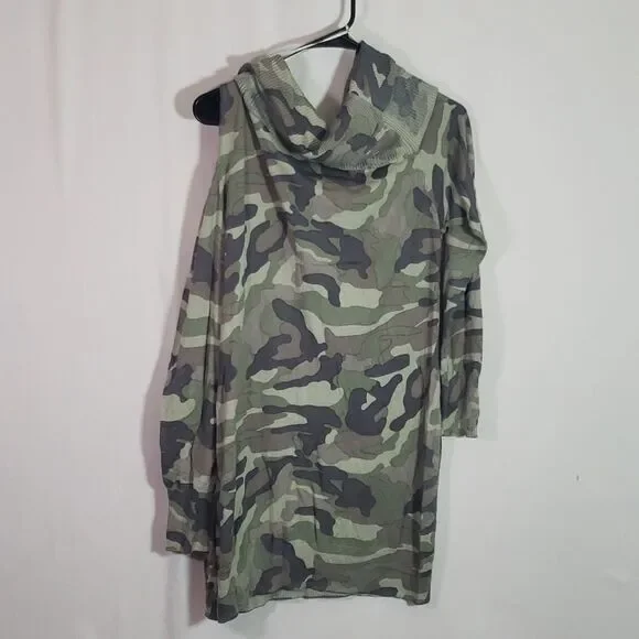 Inc Camo-Print Off-The-Shoulder Cutout Tunic Top Green Size Medium (AI) - Picture 9 of 9
